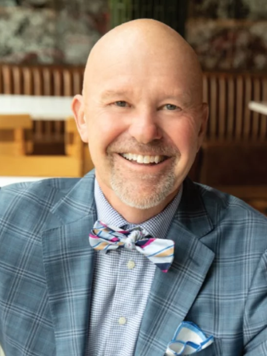 headshot photo of dr jay burns